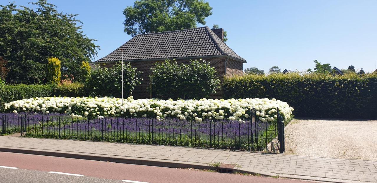Bed & Breakfast Coopz Doetinchem Exteriör bild